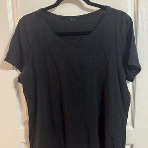 Lululemon Black Short Sleeve Tee (Size Tag Removed)